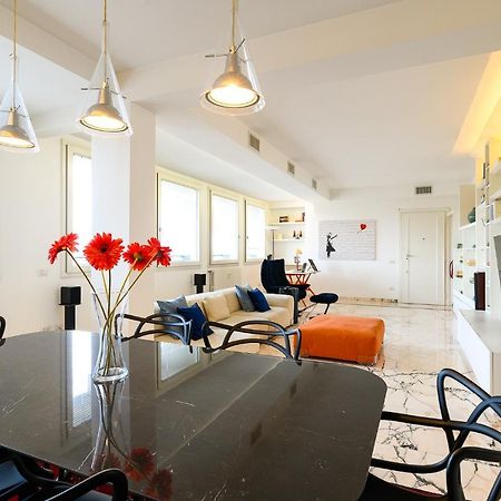 Peaceful Penthouse With Garage By Ndp Rent Apartman Róma Kültér fotó