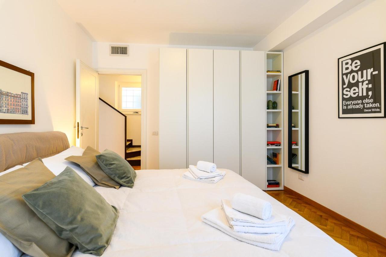Peaceful Penthouse With Garage By Ndp Rent Apartman Róma Kültér fotó